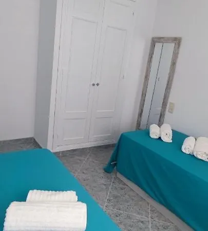 Acogedor En A 150 Metros De La Playa Con Parking Privado Y Piscinas Comunitarias Apartament *